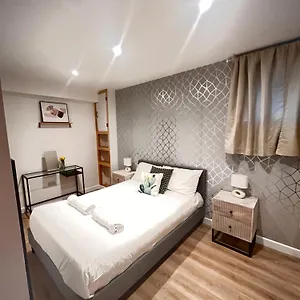 Holiday home Holiday In Free Parking
