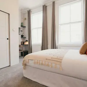 D8 - Shoreditch 4* Londres